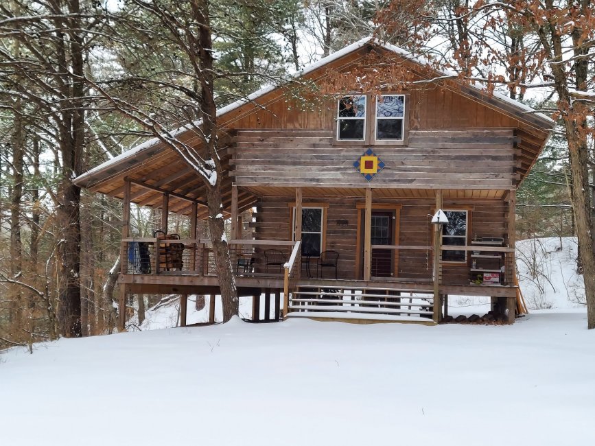 Cabin Winter 2020.jpg