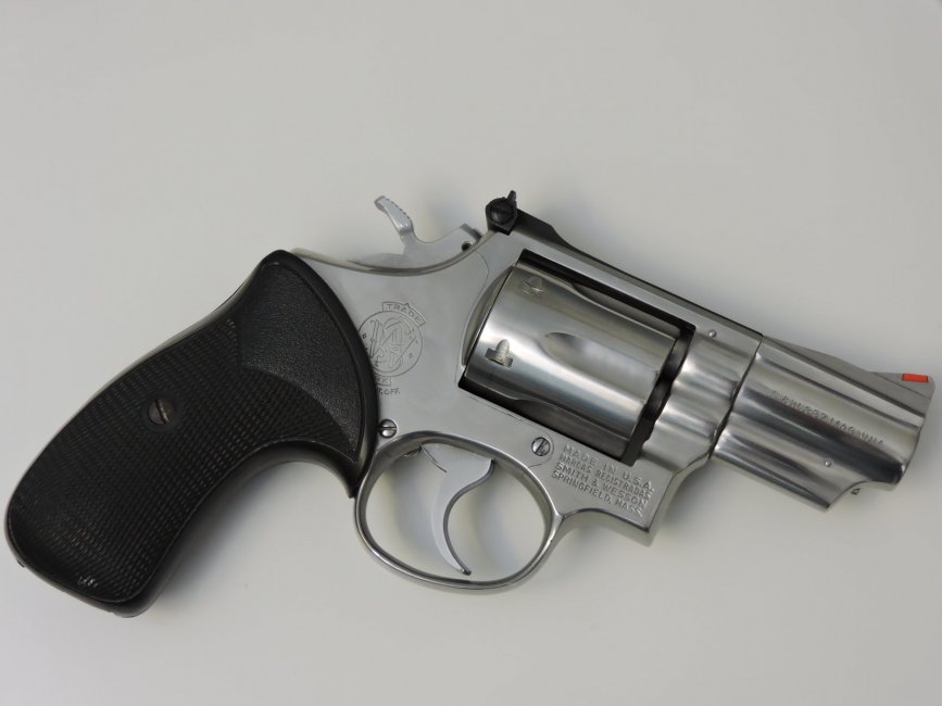 S&W 66.JPG