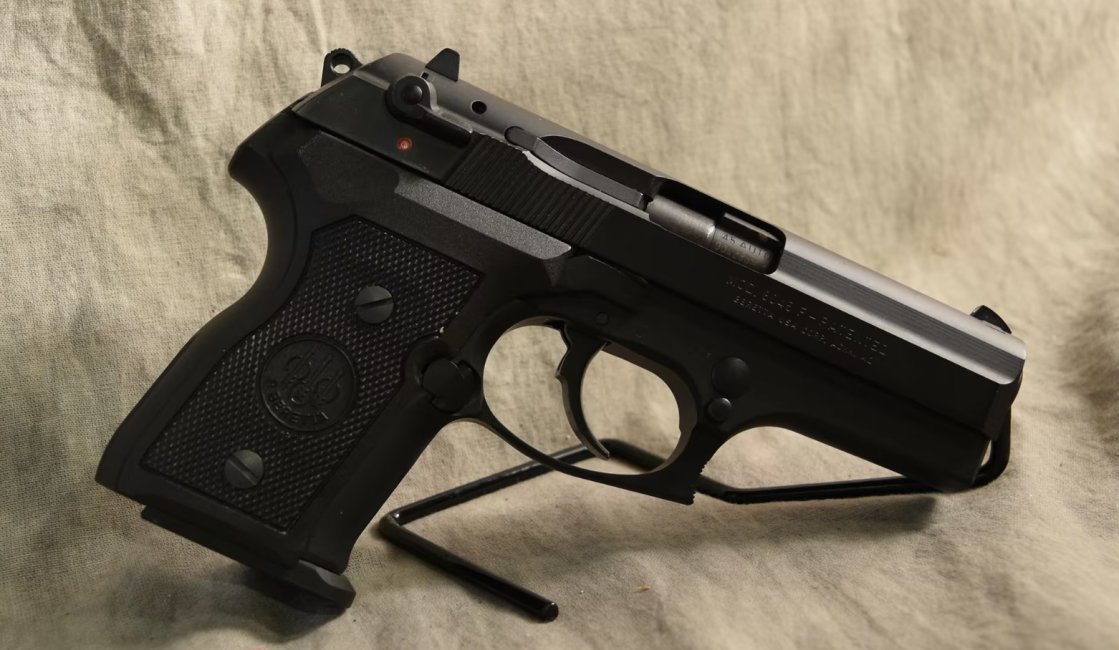 Beretta 8045 F Mini Cougar right.jpg