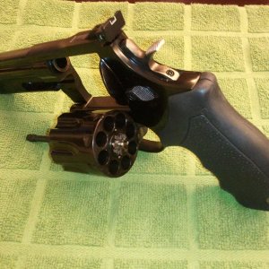 Taurus model 608 .357 magnum Serial# DX316559