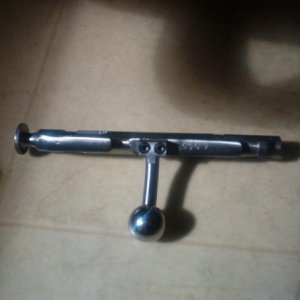 bolt handle