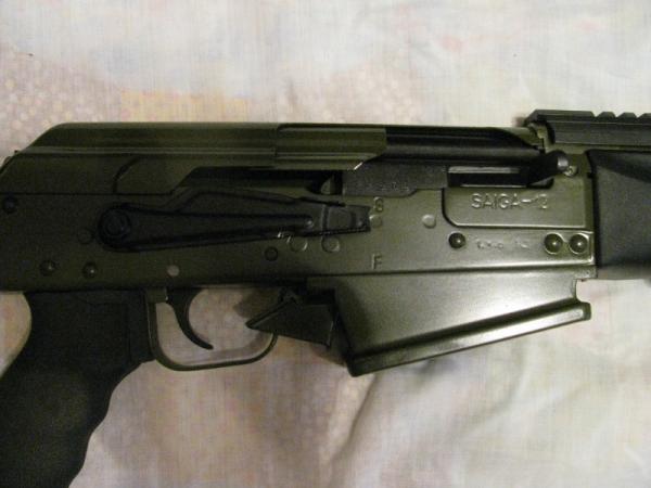 Shotgun Semi Automatic Saiga 12 gauge (upclose)