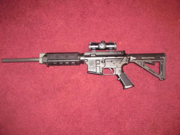 Smith and Wesson M&P 15