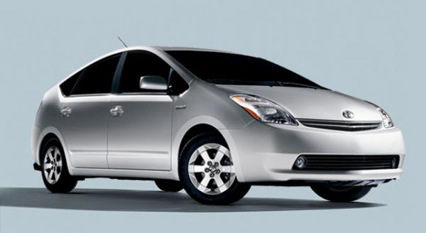 toyota prius 6 classic silver metallic