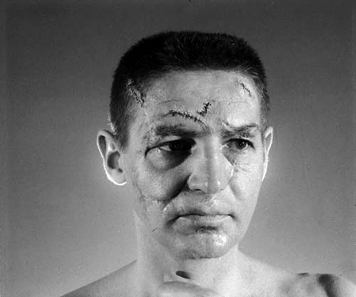 terry_sawchuk_face_of_goalie_1966_small.jpg