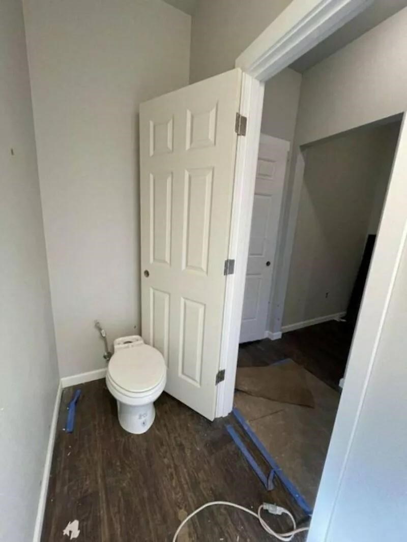 toilet