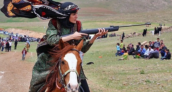 6-Lur-female-sharpshooter-%D9%88%DB%8C%D8%B3%DA%AF%D9%88%D9%86-600x321.jpg