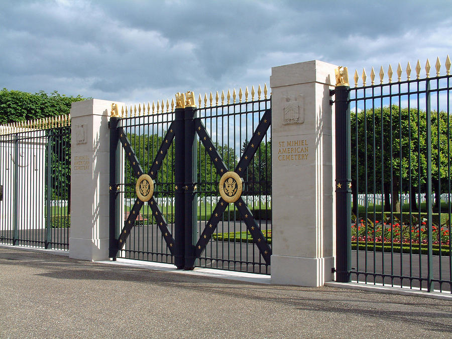 saint-mihiel-wwi-american-cemetery-france-joseph-hendrix.jpg