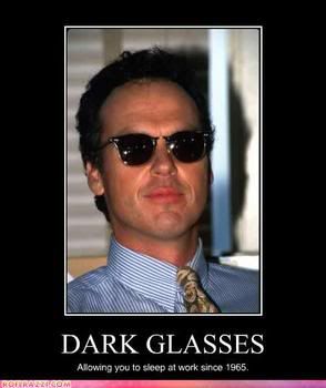 77756541_celebrity_pictures_michael_keaton_dark_glasses_answer_13_xlarge.jpg