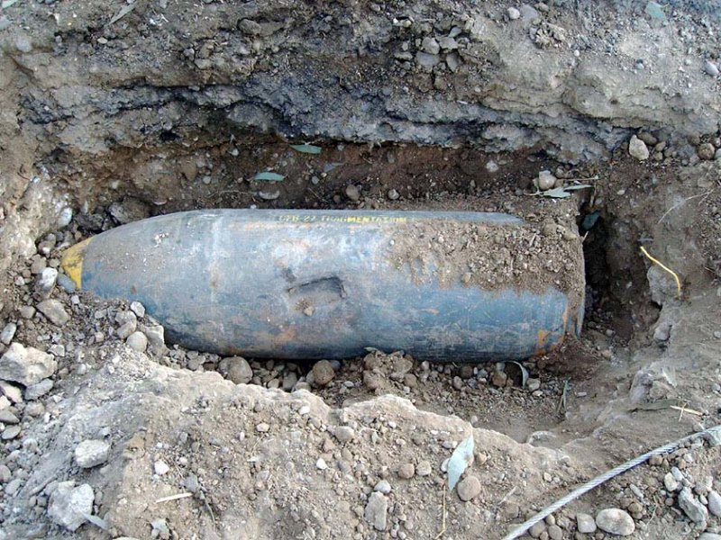 ied-iraq_500lbs-bomb_2004120107a_hr.jpg