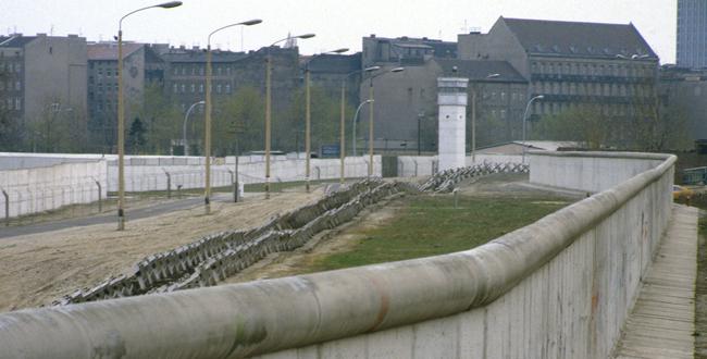 Berlin-Wall.jpg