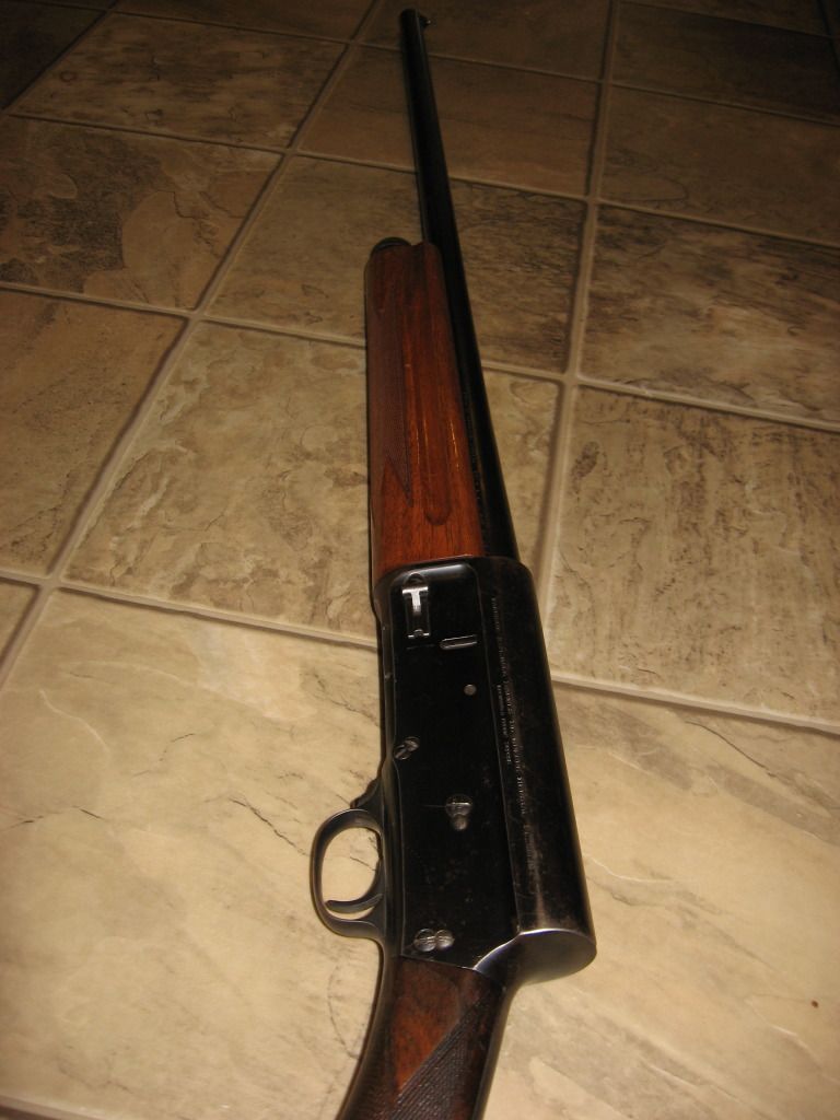 1920sbelgumbrowning12gasemiauto004.jpg