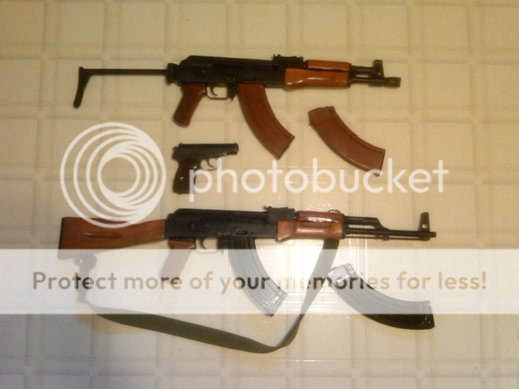 AK47sushortbarrelclass2ak47andMakarov9x18.jpg