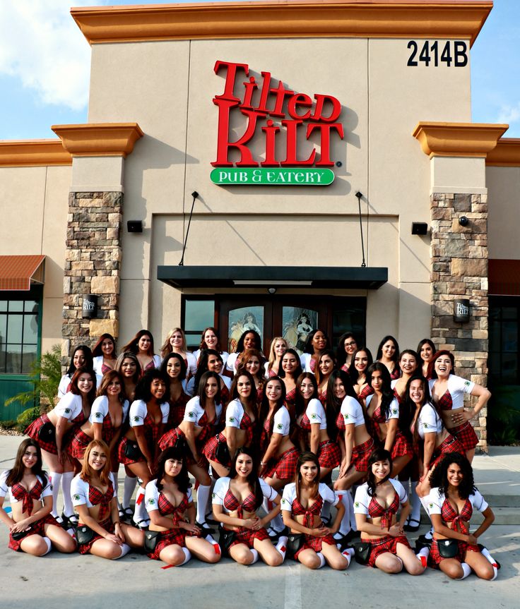 0ff2c9405c9887995e940c3a8fbb557b--tilted-kilt-girls-kilts.jpg