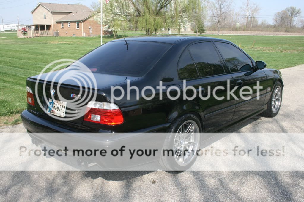 2002BlackE39M5032.jpg