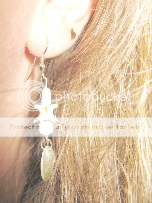 RattleSnakeEarring_zpse117ef99.jpg