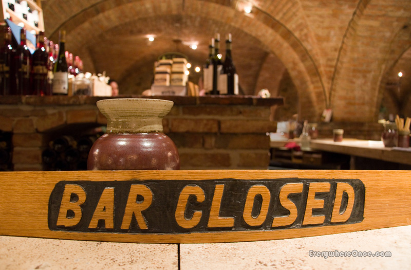 bar-closed-sign.jpg