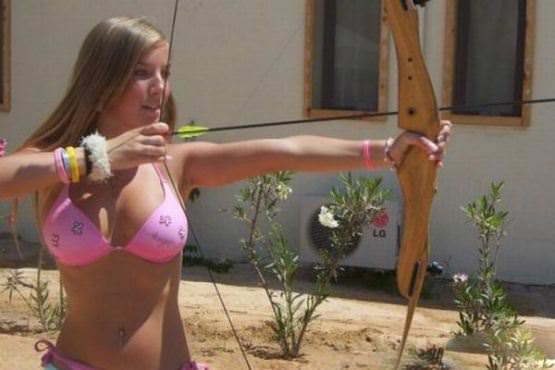 archery-girls-4.jpg