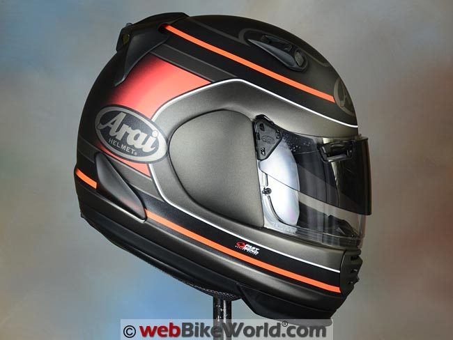 arai_defiant_pro_cruise_right_side.jpg