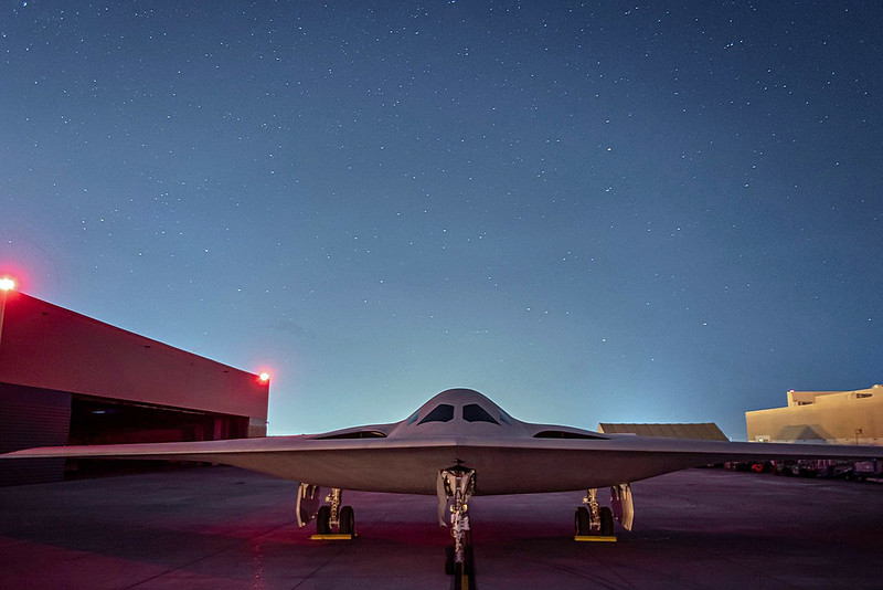 B-21_Plant_42_night-L.jpg