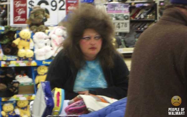 Behind-the-People-of-People-of-Walmart-.jpg