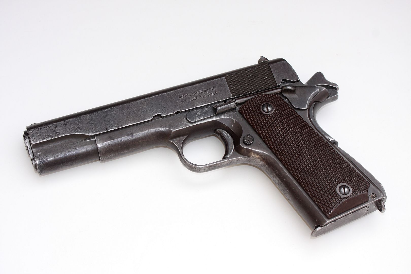 Colt-1944-M1911-LH-side_zps55aa91a2.jpg