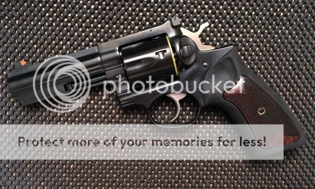 Ruger%20GP100%2001.jpg