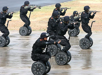 segway-anti-terror_684090n.jpg