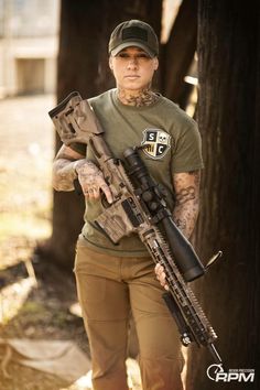 097390c019bf94fedd670e84ba9c529a--army-women-army-girls.jpg