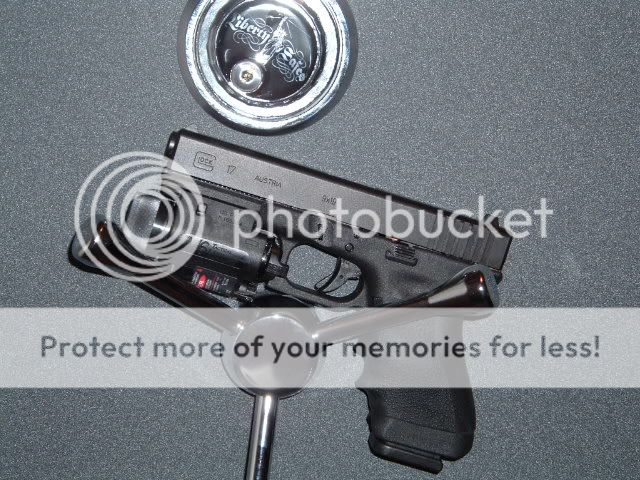 Glock17withlightandlaser.jpg