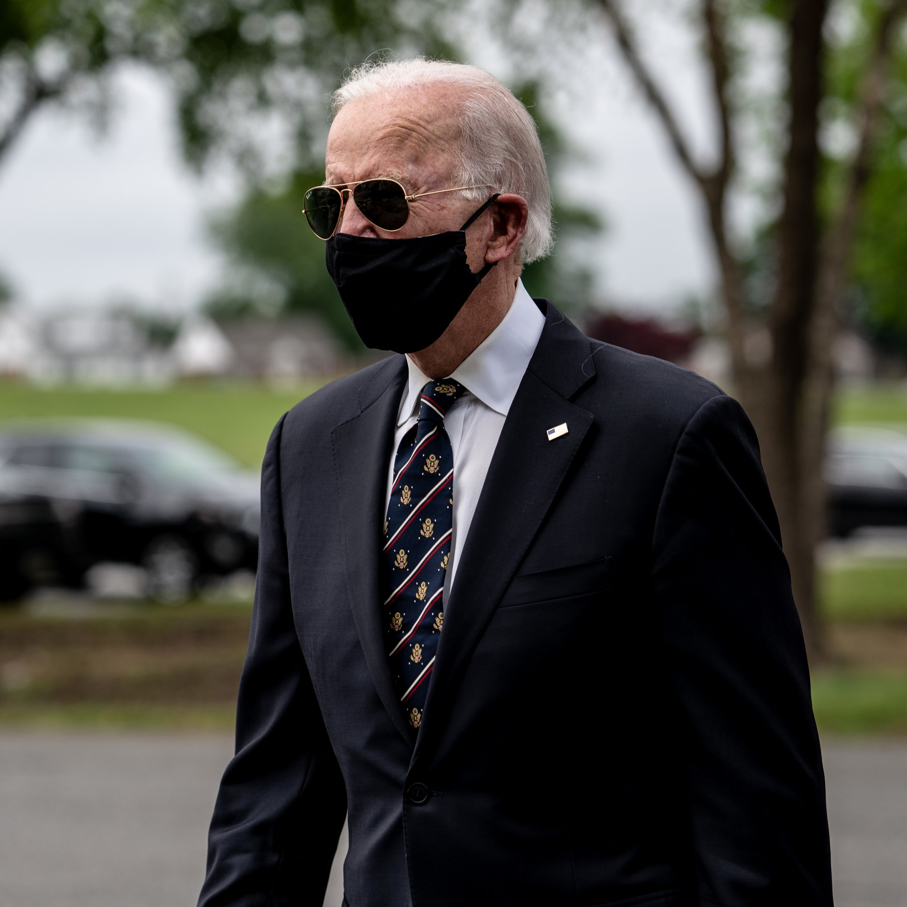 26biden-mediumSquareAt3X.jpg